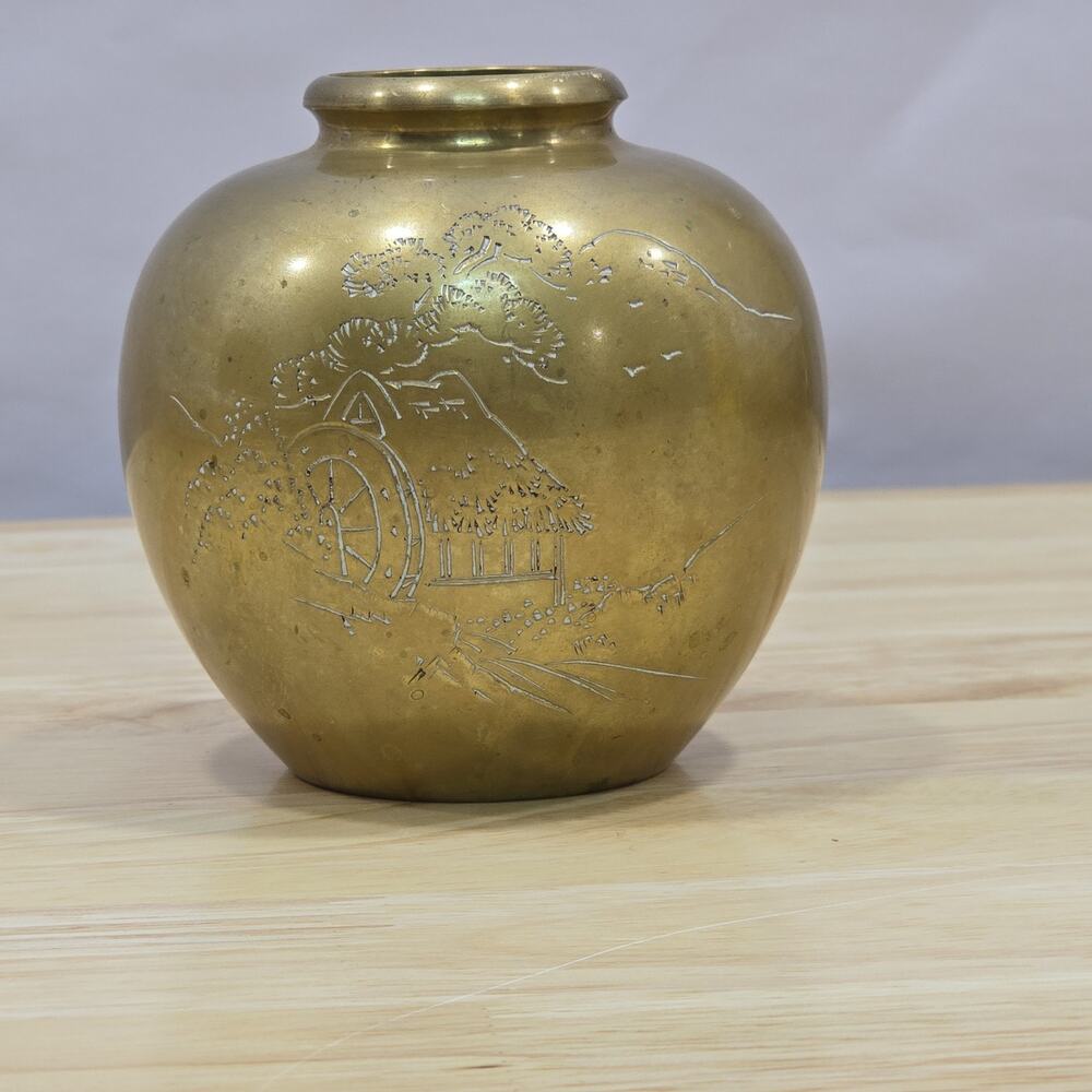 Home Decor Brass Tone Metal Vase in Chinses Style Etching Watermill Landscape